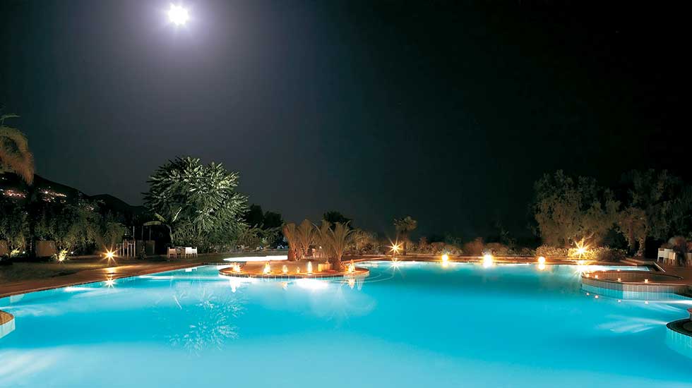 fresh water pool with jacuzzi filoxenia hotel peloponnese
